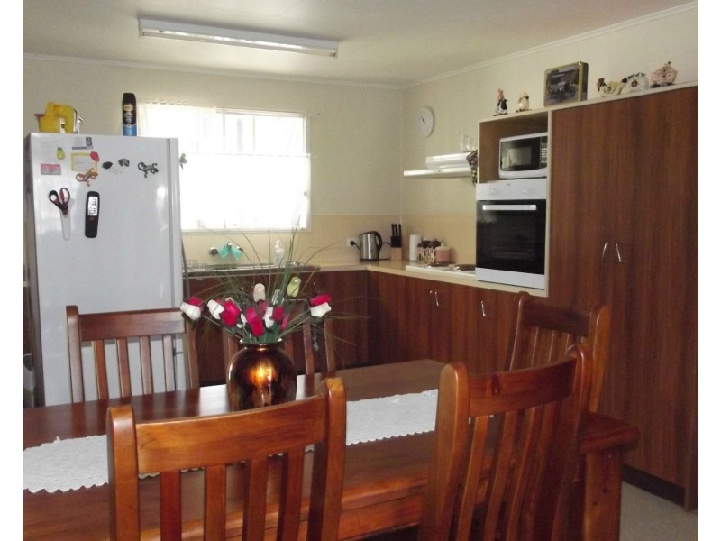 26 Travis Street, Buxton QLD 4660