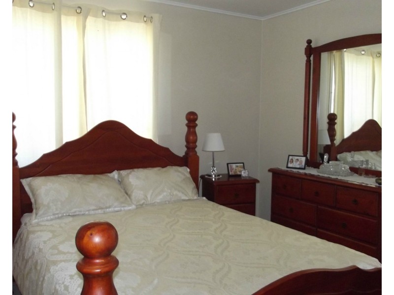 26 Travis Street, Buxton QLD 4660