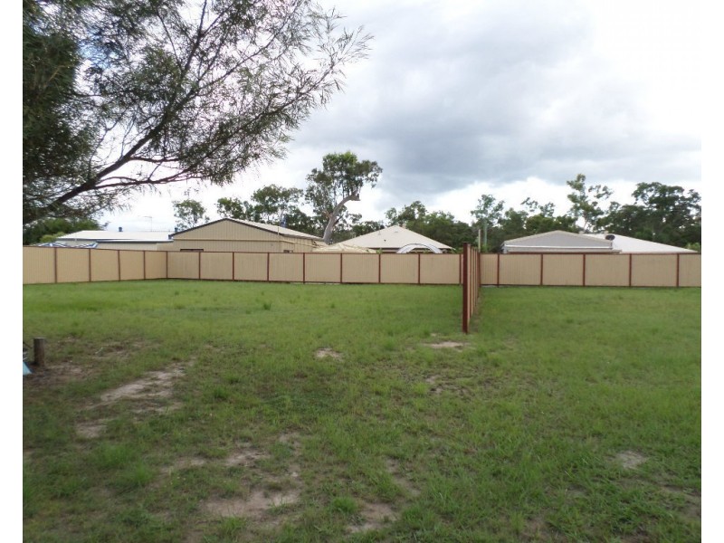 30 Powers St, Buxton QLD 4660