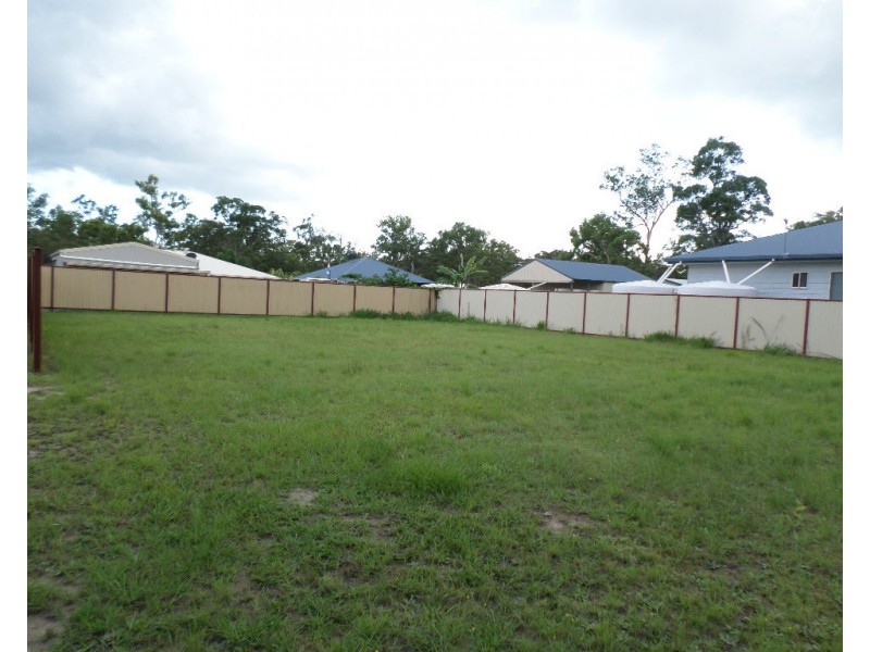 30 Powers St, Buxton QLD 4660
