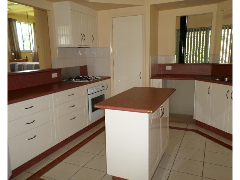 2 Green Valley Ct, North Isis QLD 4660