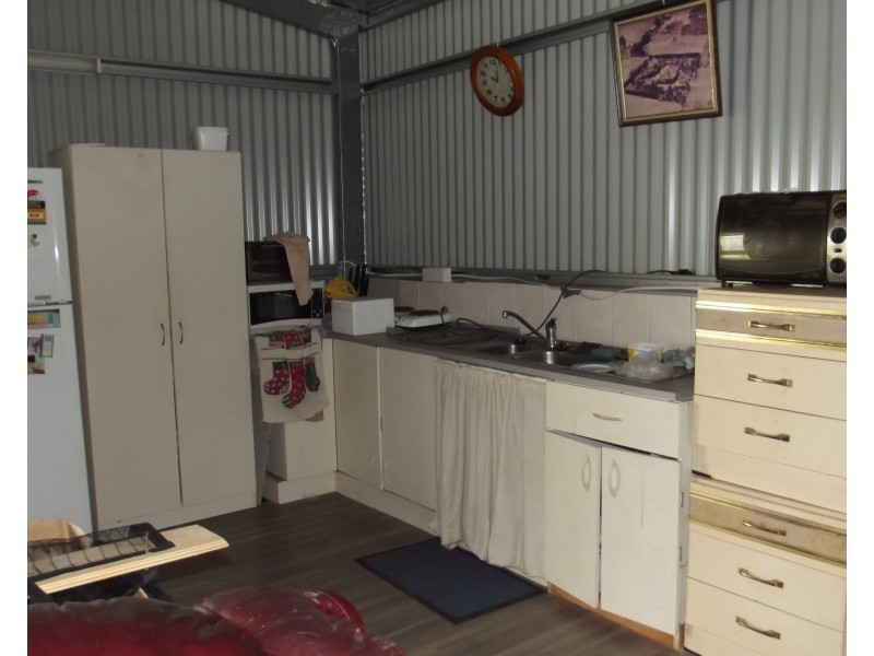 19 Hull St, Buxton QLD 4660