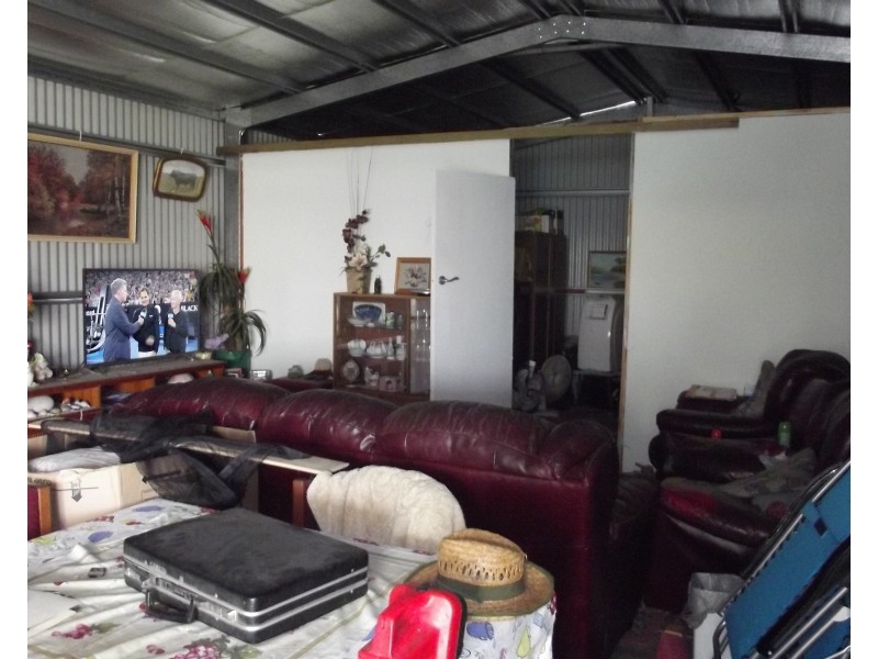 19 Hull St, Buxton QLD 4660