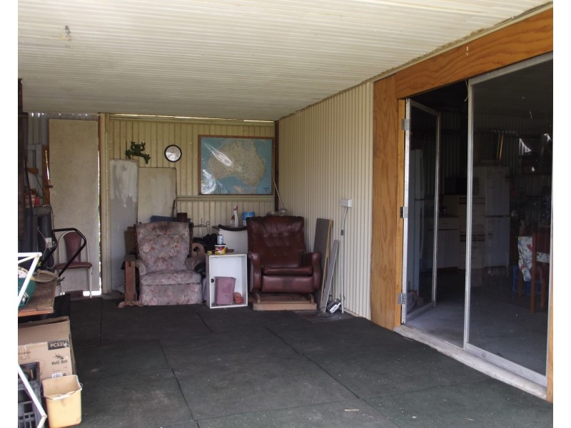 19 Hull St, Buxton QLD 4660
