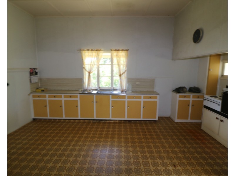 50 Csr Depot Rd, Childers QLD 4660