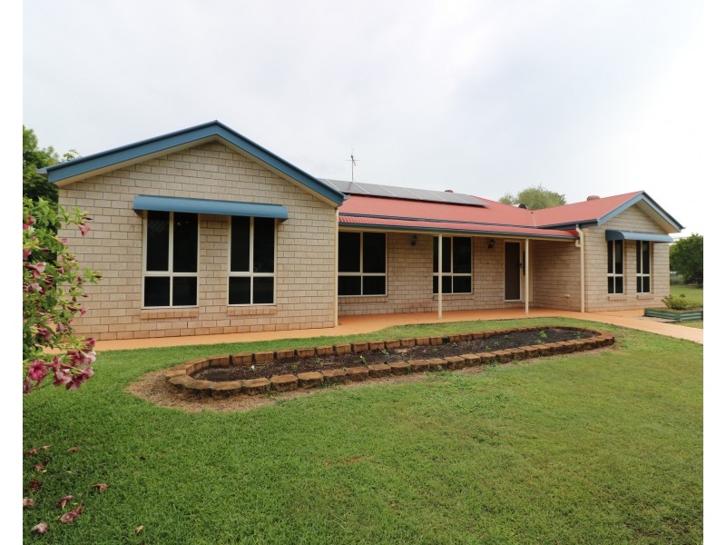 18 Gaydon St, Childers QLD 4660