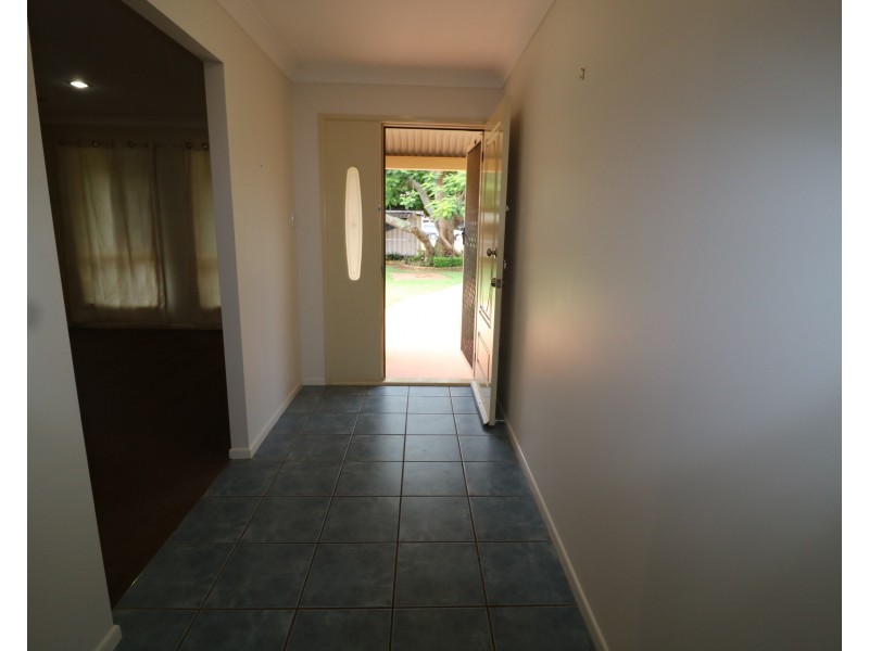 18 Gaydon St, Childers QLD 4660