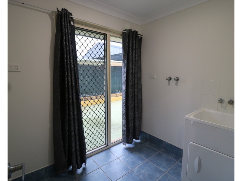 18 Gaydon St, Childers QLD 4660