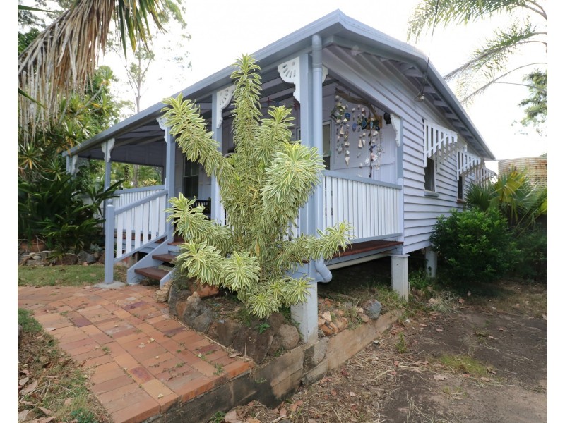 18-20 Emmitt Ct, Apple Tree Creek QLD 4660