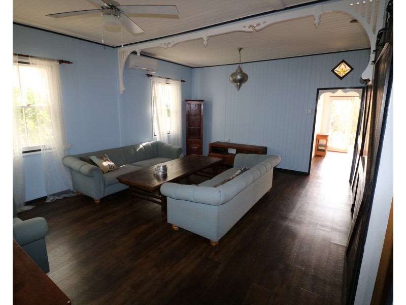 18 Emmitt Ct, Apple Tree Creek QLD 4660