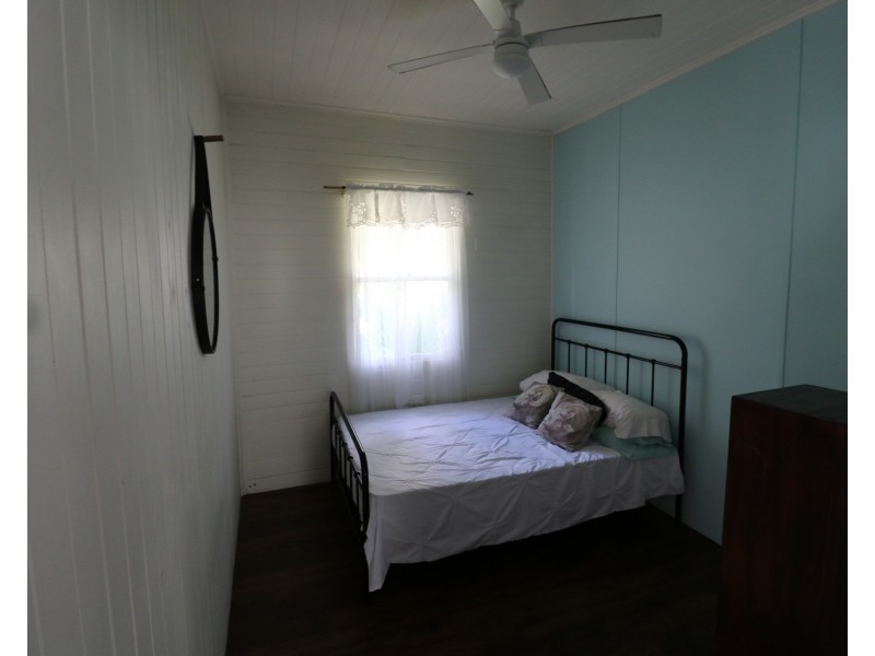 18 Emmitt Ct, Apple Tree Creek QLD 4660