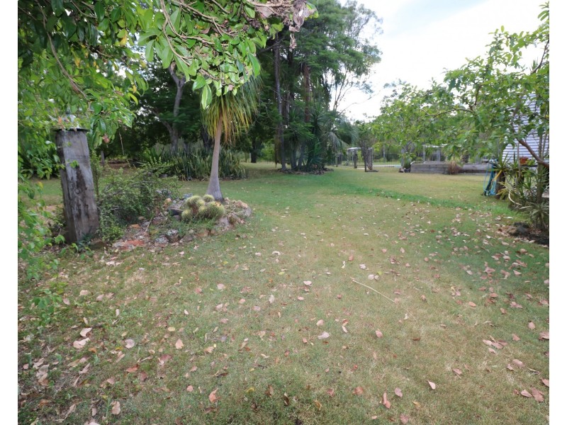 18 Emmitt Ct, Apple Tree Creek QLD 4660