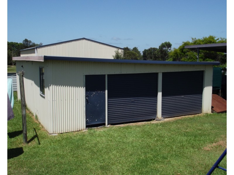 7 River Rd, Buxton QLD 4660