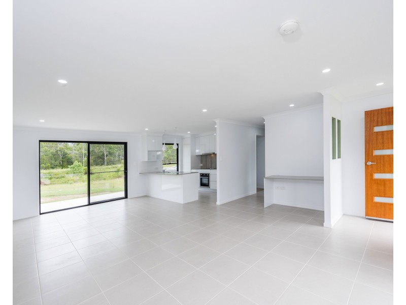9 Stringybark Ct, Apple Tree Creek QLD 4660