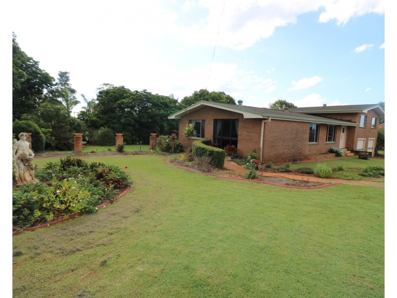 60 Broadhurst St, Childers QLD 4660