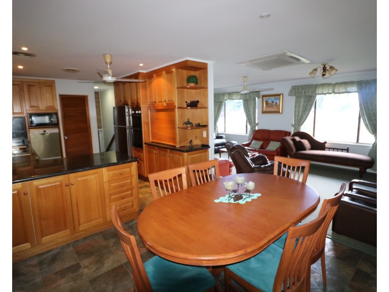 60 Broadhurst St, Childers QLD 4660
