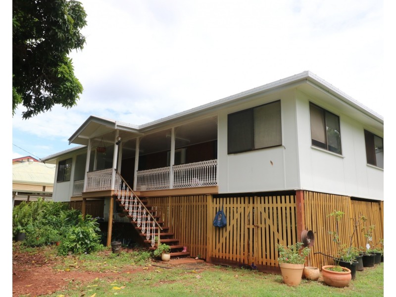 20 Broadhurst St, Childers QLD 4660