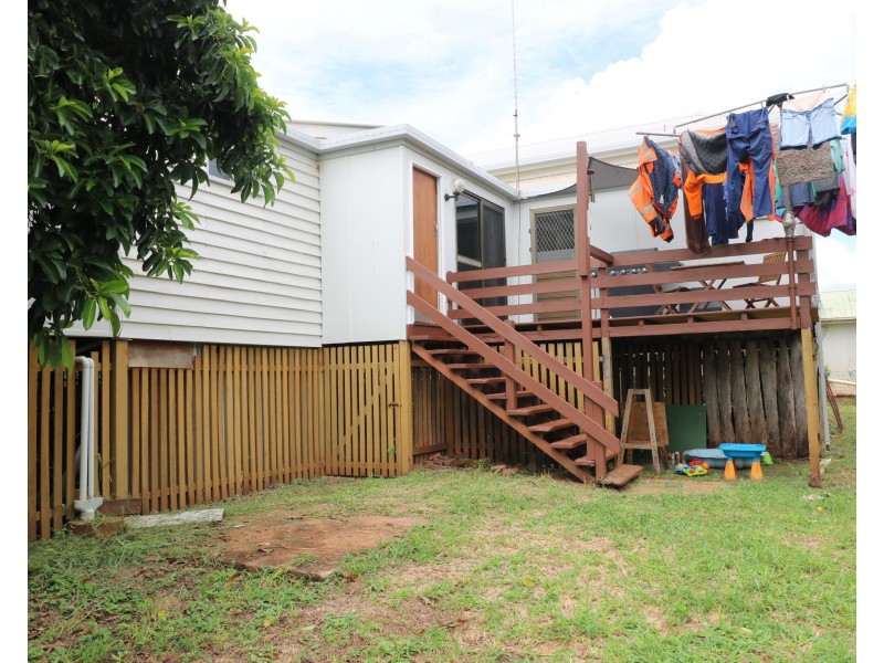 20 Broadhurst St, Childers QLD 4660