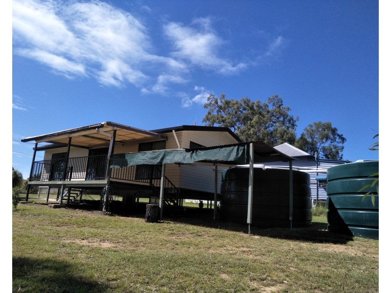 4 Queen Street, Dallarnil QLD 4621