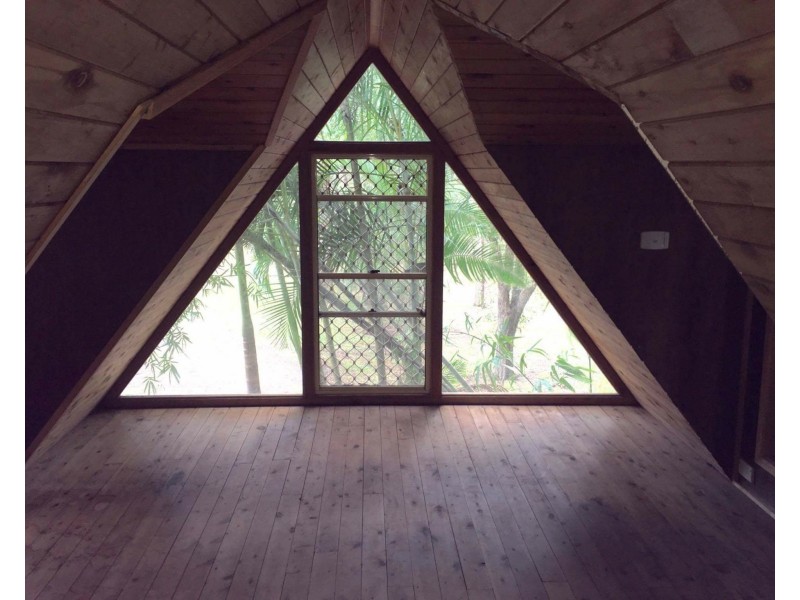 106 Foleys Rd, North Gregory QLD 4660