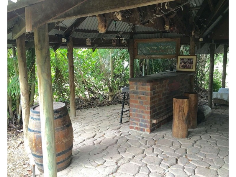 106 Foleys Rd, North Gregory QLD 4660