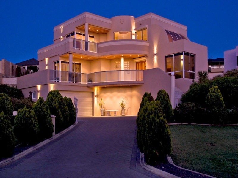 22 Kings Lynn Rise, Mindarie WA 6030