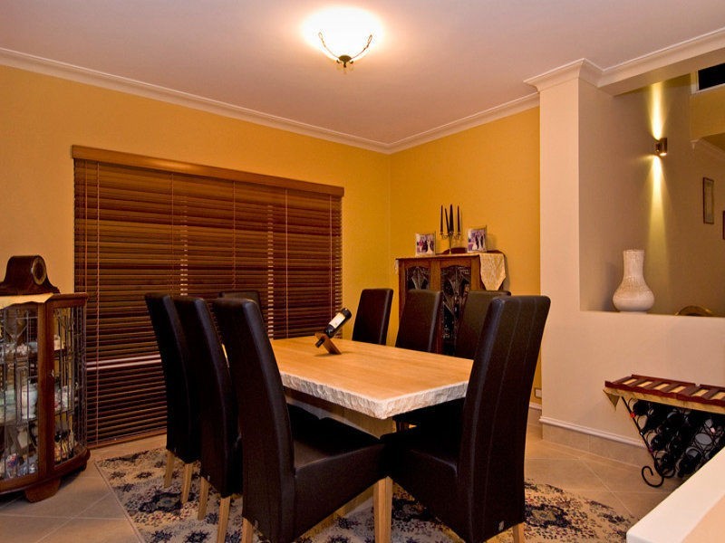 22 Kings Lynn Rise, Mindarie WA 6030