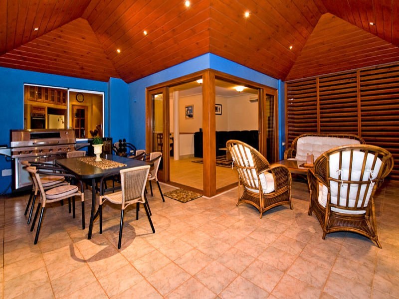 22 Kings Lynn Rise, Mindarie WA 6030