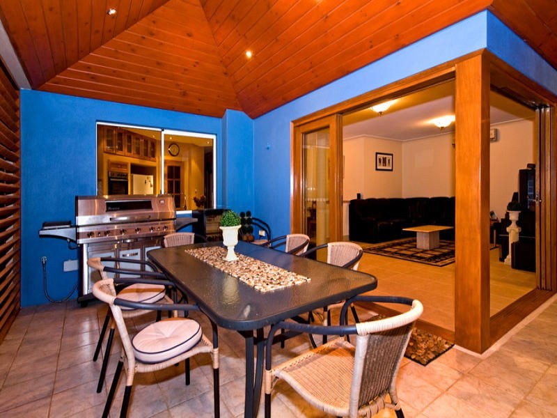 22 Kings Lynn Rise, Mindarie WA 6030