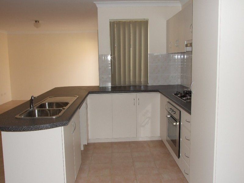 2/193 Princess Road, Balga WA 6061