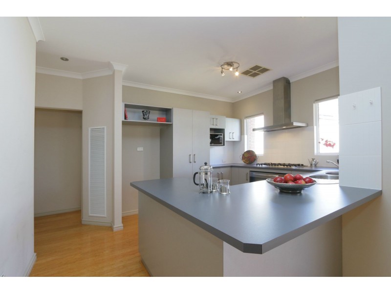 4/94 Kathleen Street, Bassendean WA 6054