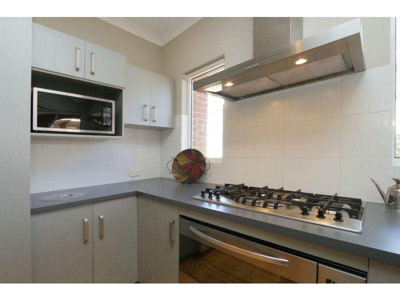 4/94 Kathleen Street, Bassendean WA 6054