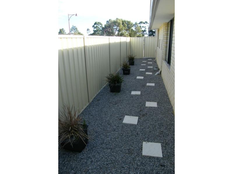 21 Waminda Way, Landsdale WA 6065