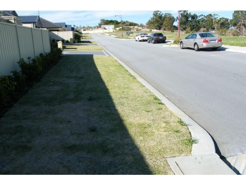 21 Waminda Way, Landsdale WA 6065