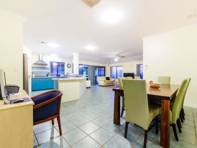 74 Dartmouth Circle, Quinns Rocks WA 6030