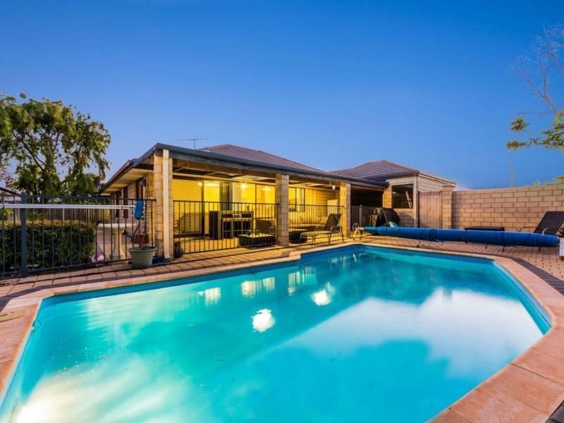 74 Dartmouth Circle, Quinns Rocks WA 6030