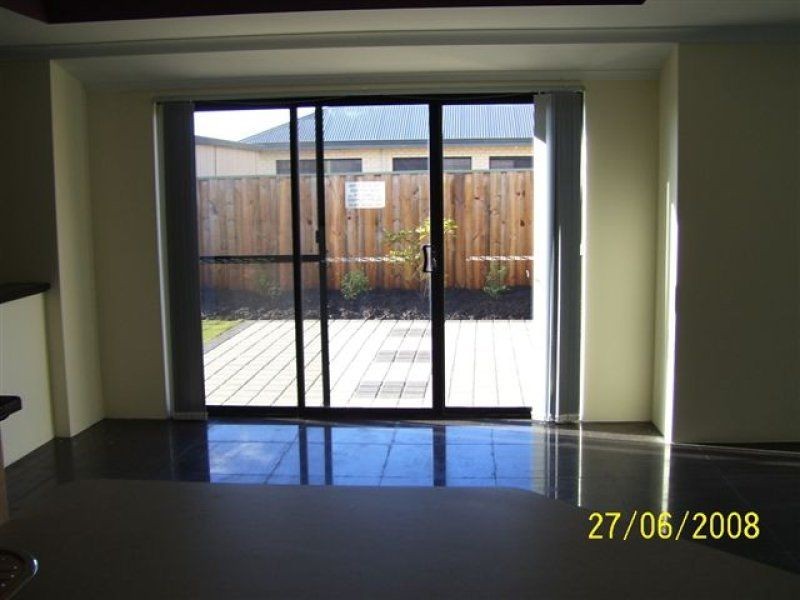 30 Tobermory Boulevard, Ellenbrook WA 6069