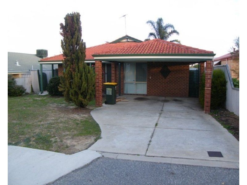 34 Honours Rise, Marangaroo WA 6064