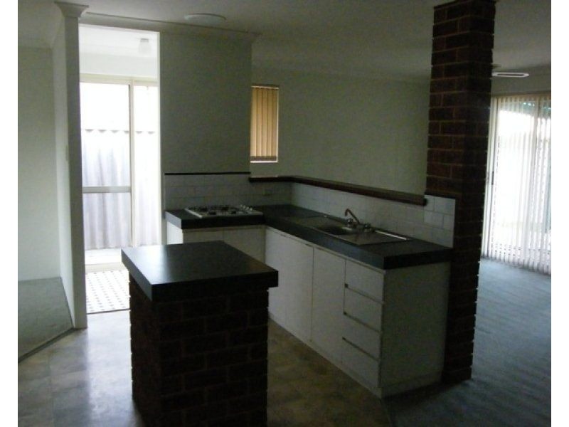 34 Honours Rise, Marangaroo WA 6064