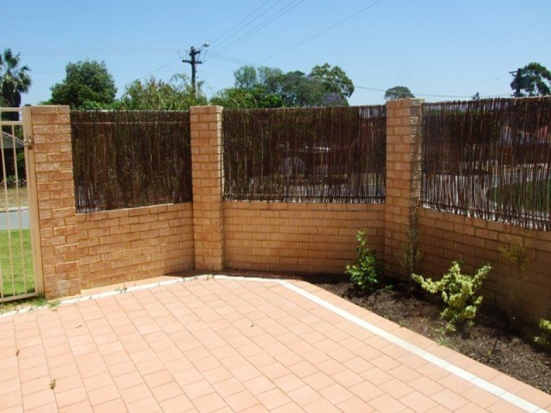 8B Poynings Street, Westminster WA 6061