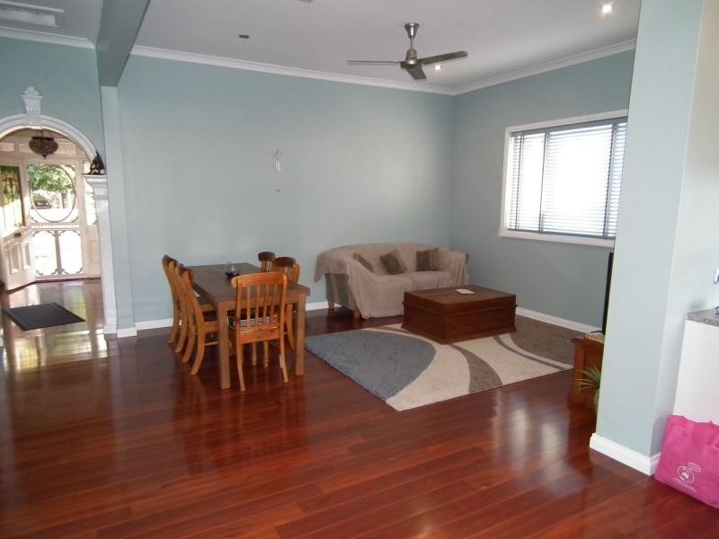 10 Chatham Road, Woodbridge WA 6056