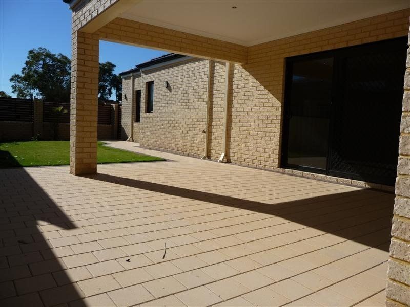 19 Milwall Lane, Dianella WA 6059