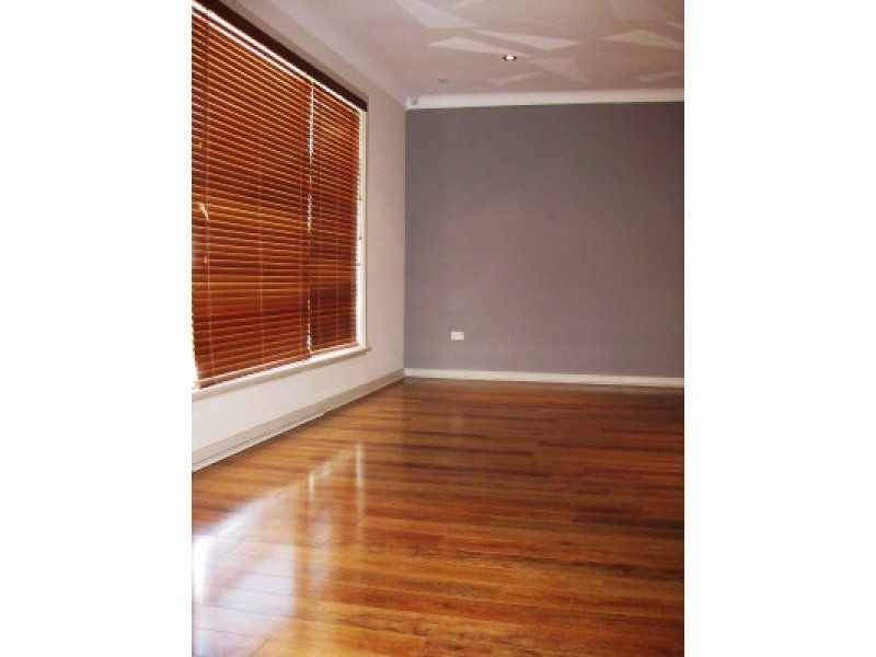 12 Wolya Place, Westminster WA 6061