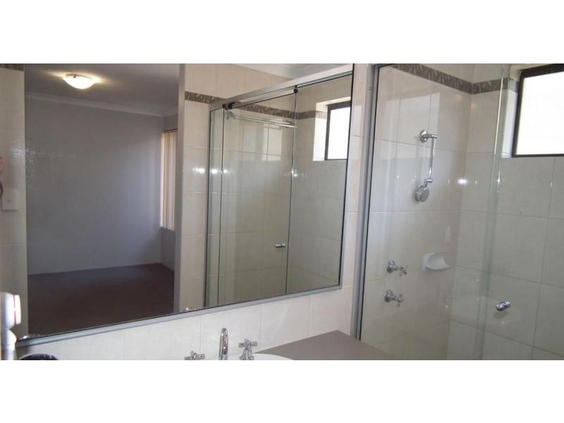 26A Sacramento Parade, Hocking WA 6065