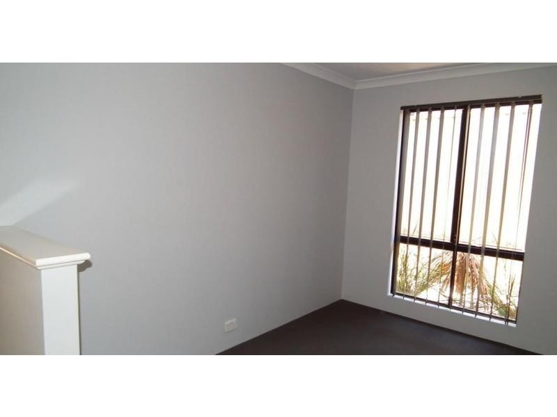 26A Sacramento Parade, Hocking WA 6065