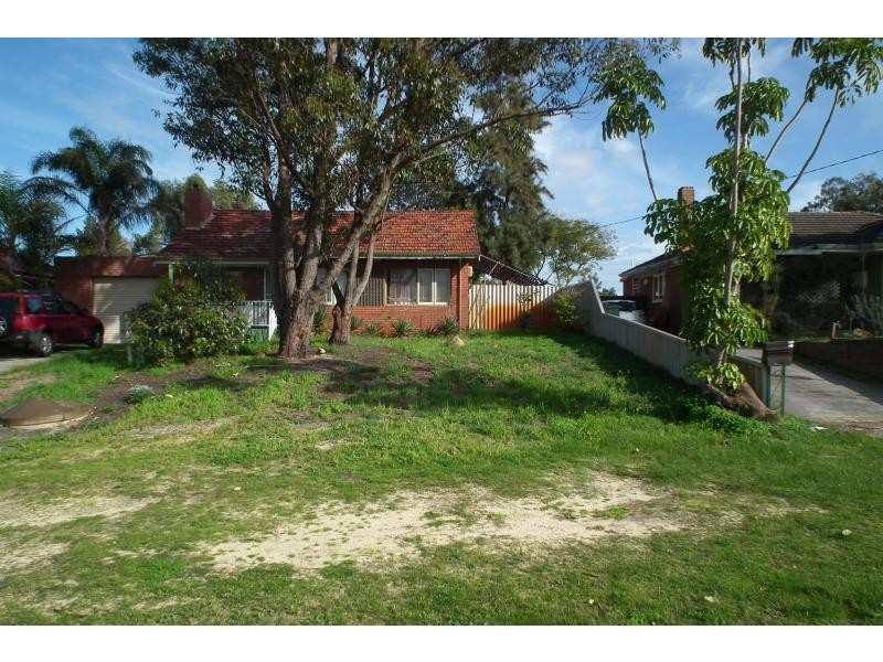 6 Sproxton Street, Embleton WA 6062