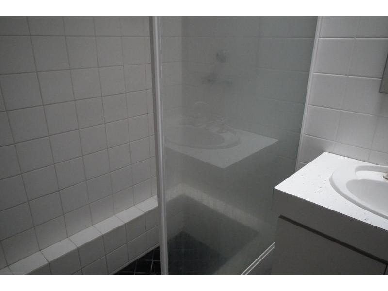 6 Sproxton Street, Embleton WA 6062