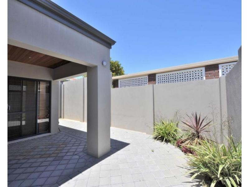 10A Wolya Place, Westminster WA 6061