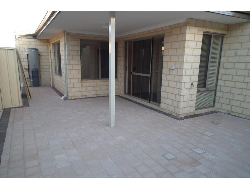 2 Idaho Court, Landsdale WA 6065