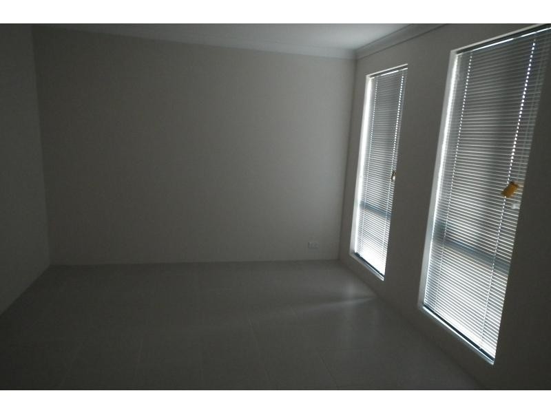 2 Idaho Court, Landsdale WA 6065